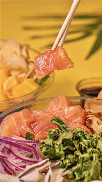 Poke de Salmão Cru